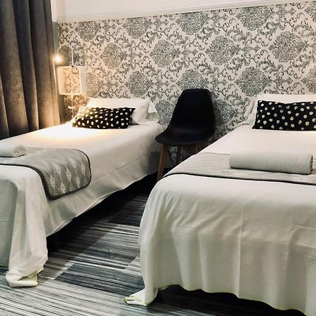 Hostal Boutique Khronos Barselona Dış mekan fotoğraf